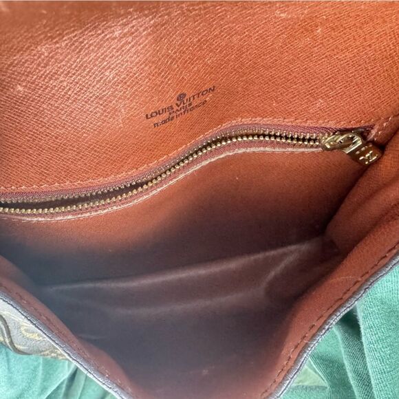 ✅AUTHENTIC✅LOUIS VUITTON SAINT CLOUD MM - Picture 15 of 17